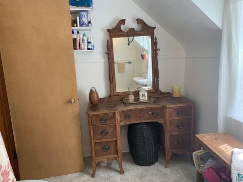 31 8 St, Duluth MN 55805-1344 exterior