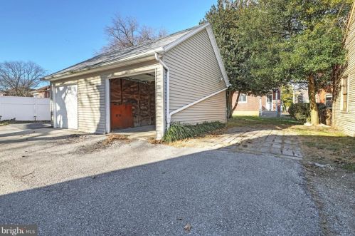 317 Stock St, Hanover PA 17331-2227 exterior