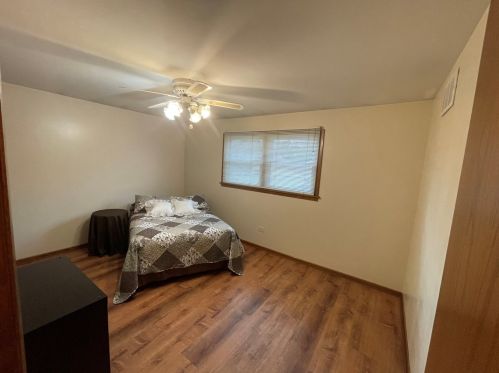 10628 Christiana Ave, Chicago IL 60655-2516 exterior