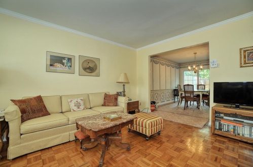 174 Jamestown Dr, Pittsburgh PA 15216-1021 exterior