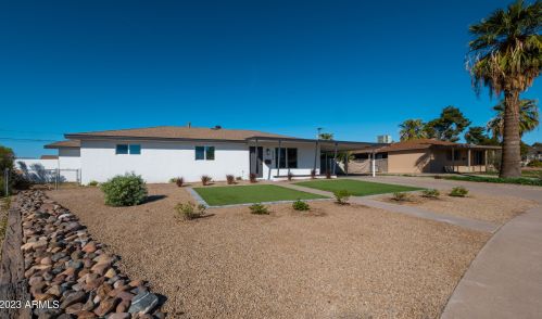 5530 22 Ave, Phoenix AZ 85015-2815 exterior