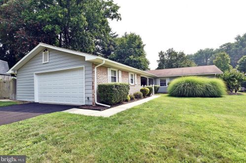 3225 Beret Ln, Silver Spring, MD 20906-3023