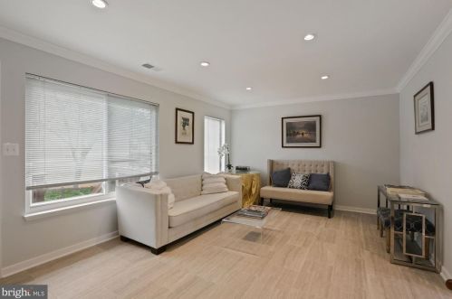 1737 Westwind Way, Mc Lean VA  22102-1612 exterior