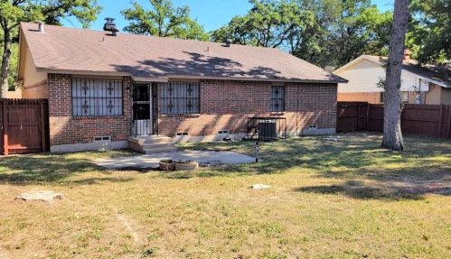 437 Forsythe Dr, Dallas TX 75217-6200 exterior