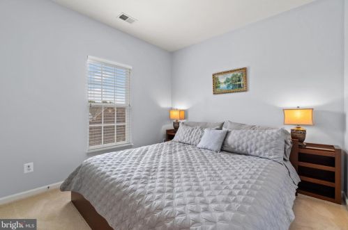 6802 Morning Brk Ter, Alexandria VA 22315-6117 exterior