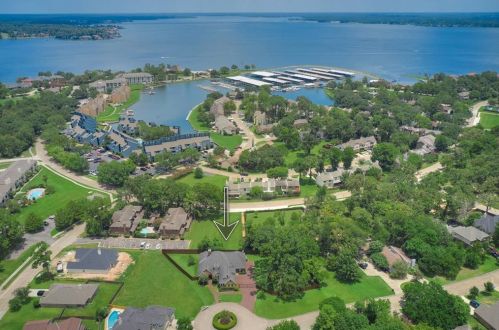 12326 Hawthorne Dr, Montgomery TX 77356-8961 exterior