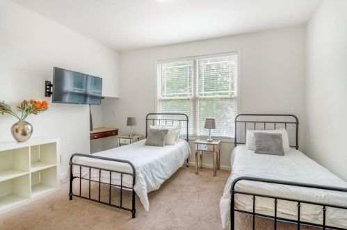 885 Berne St, Atlanta GA  30316-1874 exterior