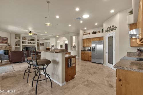 38301 15th Ave, Phoenix AZ 85041-4712 exterior