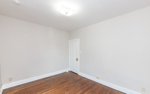 527 Brompton Ave, Chicago IL  60657-7149 exterior