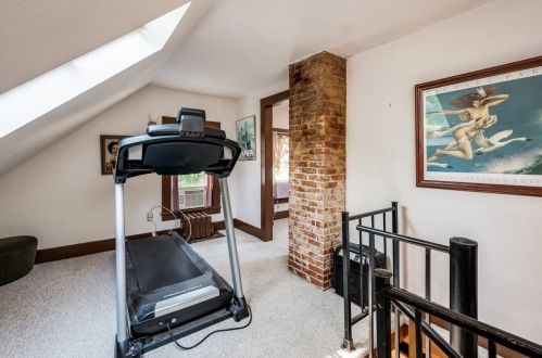 34 Cushing St, Dover NH 03820-3616 exterior