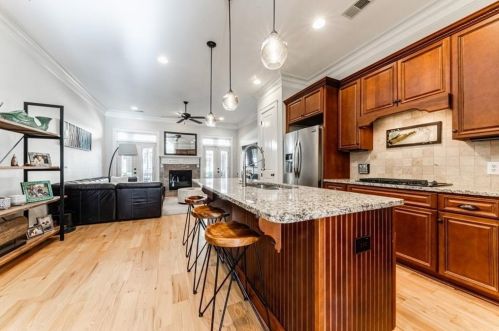 2447 Gatebury Cir, Atlanta, GA 30341-2633