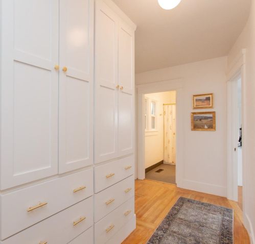 1207 Myrtle St, Turlock CA  95380-4933 exterior