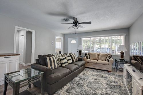 289 12 St, Boca Raton FL 33486-5495 exterior