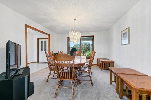 103 Wolf Trl Ct, Defiance MO 63341-1356 exterior