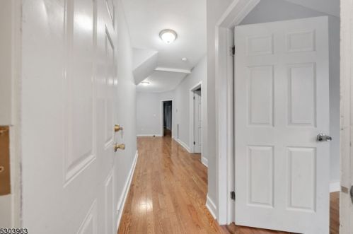 118 Cedar Ave, Newark, NJ 07106-1215