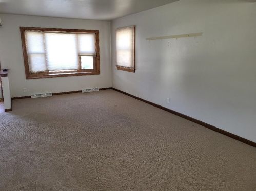 8237 New Jersey Ave, Milwaukee WI 53220-1641 exterior