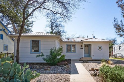 1017 Ellingson Ln, Austin TX  78751-4037 exterior