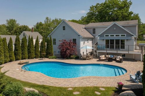 340 Washington St, Dover, NH 03820-3635