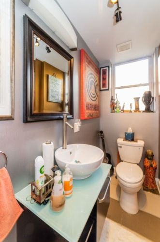 7350 Bennett Ave, Chicago IL 60649-4621 exterior