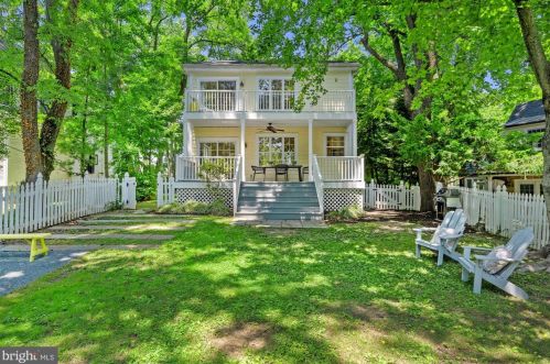 1847 47 Pl, Washington DC 20007-1910 exterior