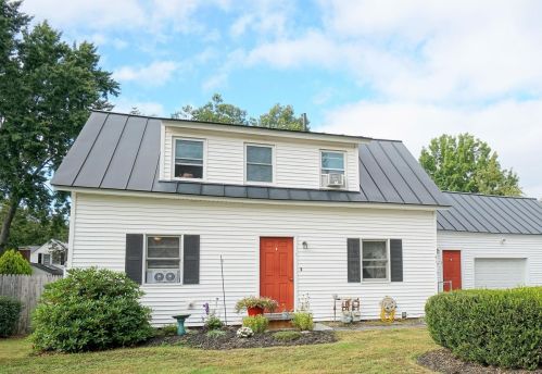 41 Prescott St, Concord, NH 03301-6103