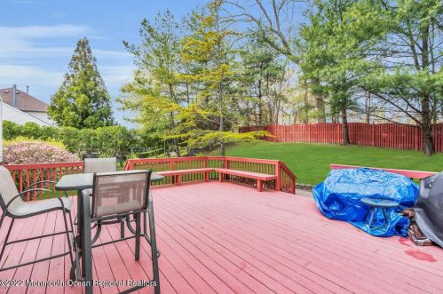 100 Serpentine Dr, Morganville NJ 07751-1400 exterior