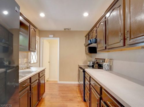 111 Boonton Ave, Kinnelon NJ  07405-1432 exterior