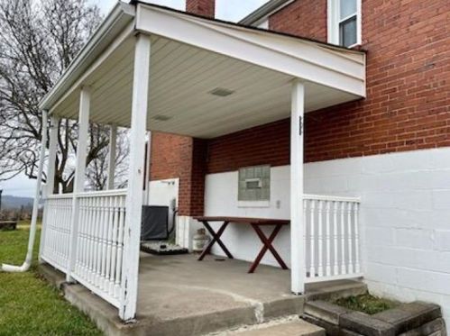 362 Bartola St, Pittsburgh PA 15243-1435 exterior