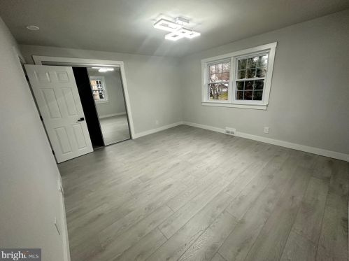 99 Elfreth Rd, Huntingdon Valley PA  19006-1210 exterior