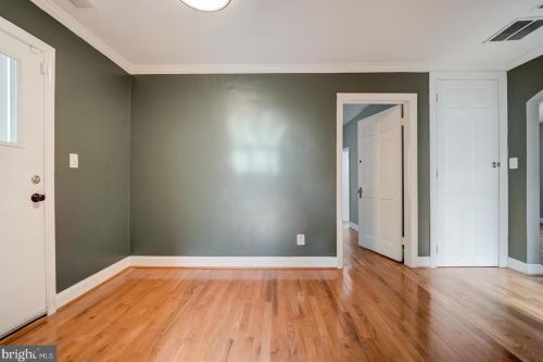 3300 Memorial St, Alexandria VA  22306-1545 exterior