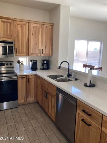 34014 26th Ave, Phoenix AZ  85085-5069 exterior