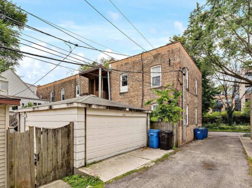 3809 Ravenswood Ave, Chicago IL  60613-2735 exterior