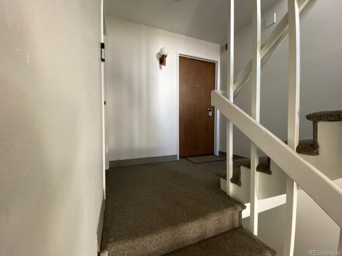 3375 Chisholm Trl, Boulder CO 80301-1922 exterior