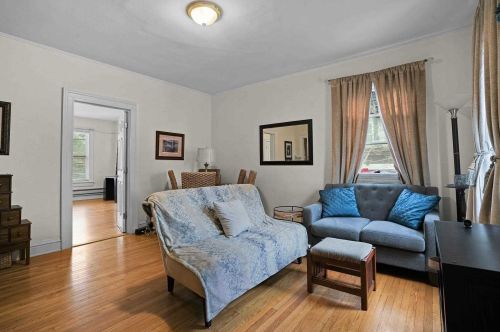 54 Clinton St, Poughkeepsie NY 12601-2522 exterior