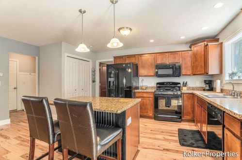 3470 Egner St, Cedar Springs MI 49319 exterior