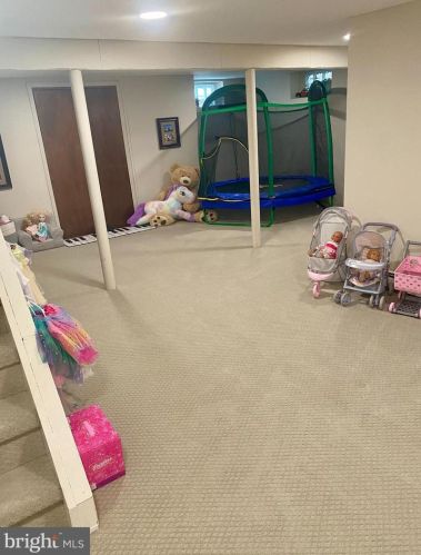 433 Linden Ave, Westfield NJ 07090-1999 exterior