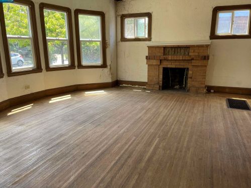 1208 Evelyn, Berkeley CA 94706-1311 exterior