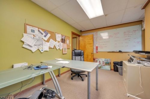 196 Belvidere Ave, Washington NJ 07882-1028 exterior