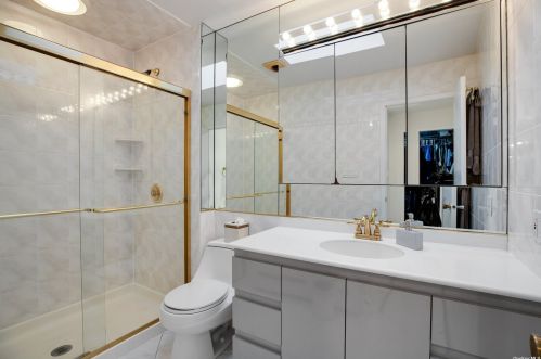 15 Long Acre Ln, Huntington Station NY 11746-7926 exterior