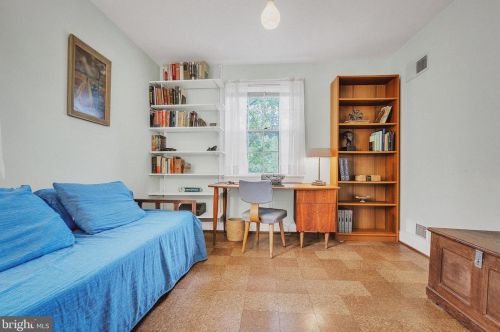 4400 Springdale St, Washington DC 20016-2716 exterior