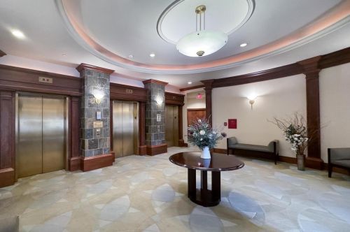 360 Washington Ave, Madison WI 53703-2834 exterior