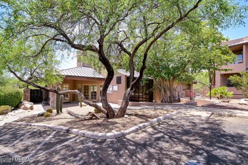 6655 Canyon Crest Dr, Tucson AZ 10161-0937 exterior