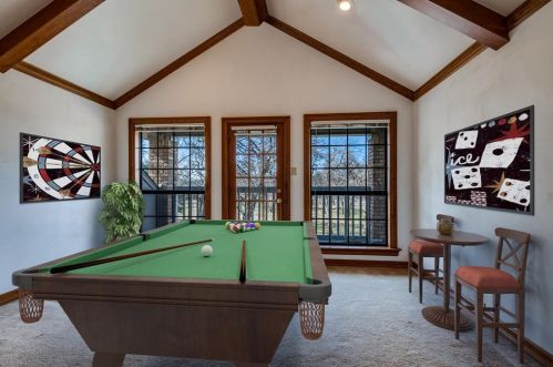 17907 Cedar Creek Canyon Dr, Dallas TX 75252-4944 exterior