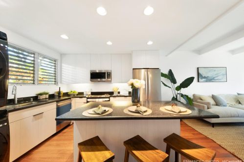 4156 Keanu St, Honolulu, HI 96816-5556