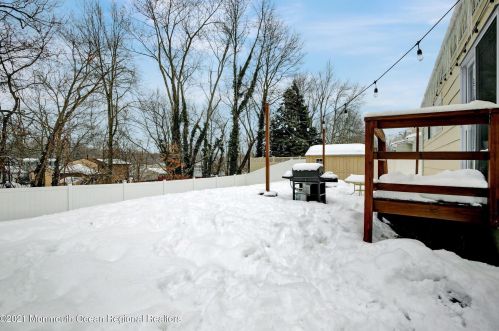 28 Alpha Ave, Old Bridge NJ 08857-2210 exterior