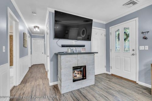 365 Western Blvd, Berkeley Township NJ  08721-2855 exterior