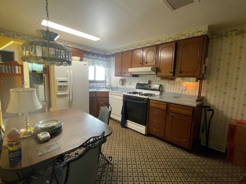 507 Kilbourne St, Pittsburgh, PA 15207-1238