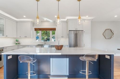 1075 Adams St, Boston MA exterior