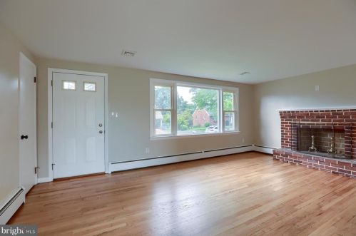 119 Kokomo Ave, Hummelstown PA 17036-1118 exterior