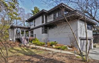 3538 Topping Rd, Madison, WI 53705-1441